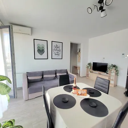 Апартаменты Sea View