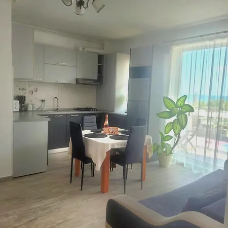 Sea View 公寓 那沃达利